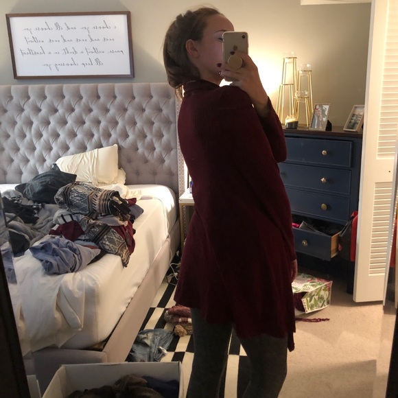 Burgundy cardigan - Picture 4 of 4